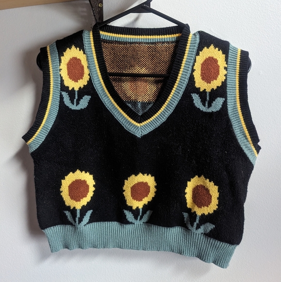 Sunflower sweater vest - Picture 1 of 6